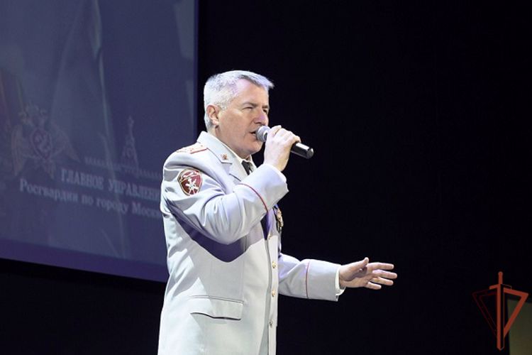 Вокальный ансамбль столичного главка выступил в МГУ им. М.В. Ломоносова