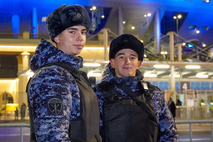  Сотрудники и военнослужащие Росгвардии обеспечили правопорядок при проведении спортивных мероприятий в Петербурге