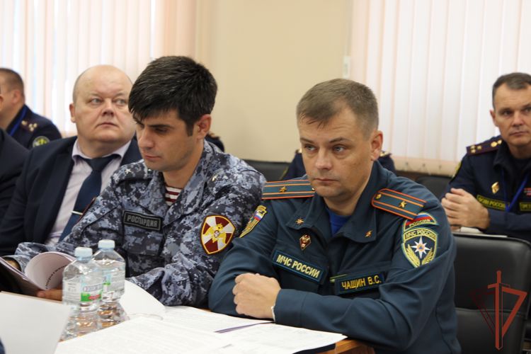 В Архангельске представители Росгвардии приняли участие в межведомственных учениях