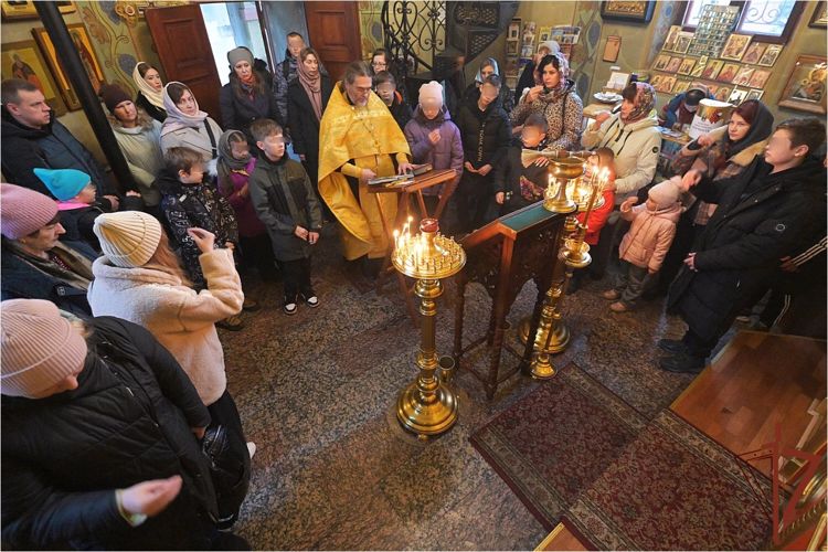 Дети погибших на СВО росгвардейцев стали участниками акции памяти и милосердия