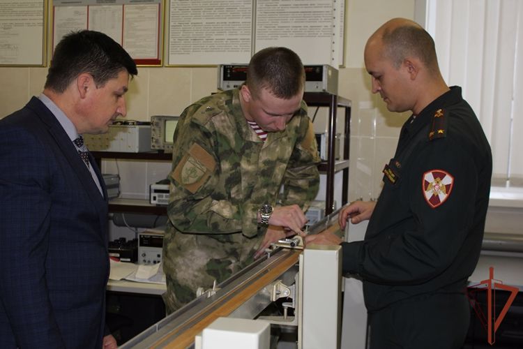 Метрологи Росгвардии подтвердили свою квалификацию на Урале
