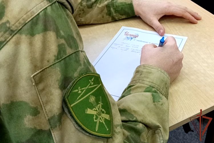 Ежегодная всероссийская ведомственная акция Росгвардии «С любовью к маме» стартовала на Урале (видео)