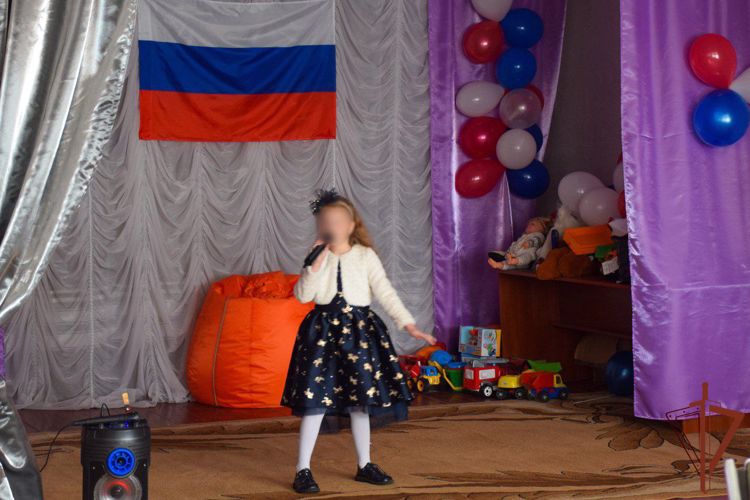 Военнослужащие Росгвардии приняли участие в открытии детского сада в Запорожской области