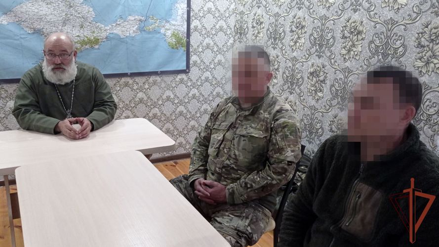 Росгвардейцы встретились с представителем Русской православной церкви в Херсонской области