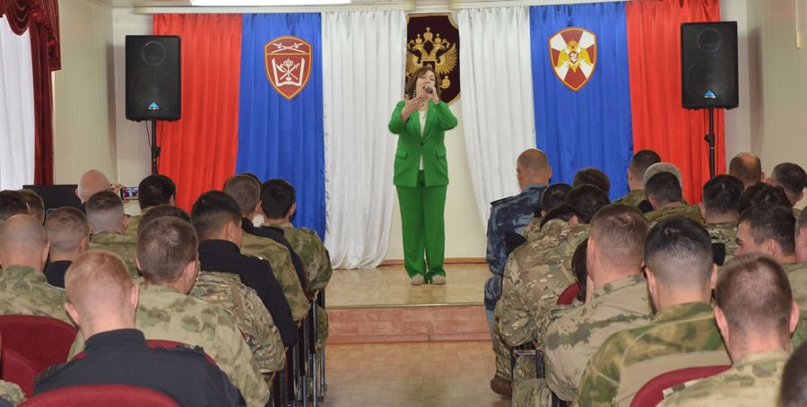  Кинологи Росгвардии завершили курс профессиональной подготовки в Тюмени (видео)