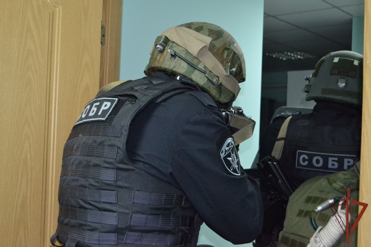 При поддержке спецназа Росгвардии задержан вымогатель в Костроме 