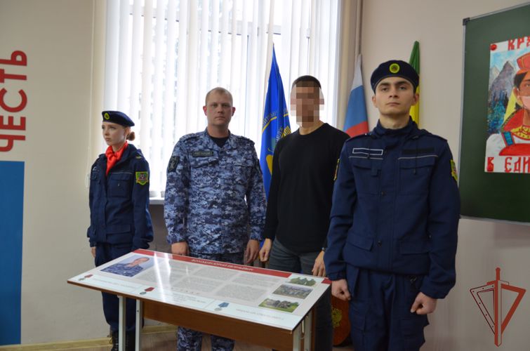 В Пензе открыли парту Героя в честь погибшего война правопорядка