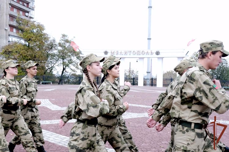 Праздничную акцию в Запорожской области поддержал профильный класс Росгвардии