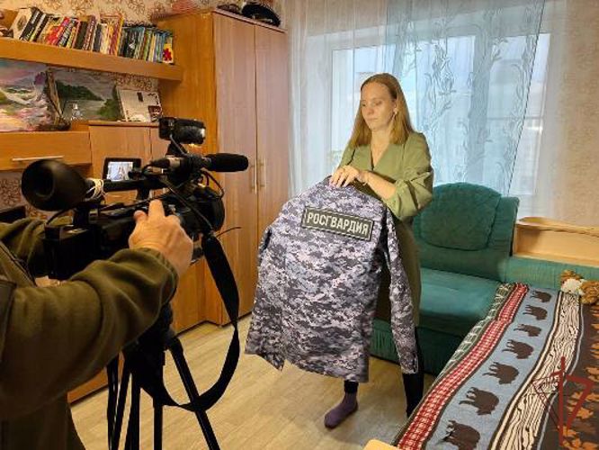Росгвардейцы участвуют в мероприятиях ко Дню матери в регионах ВФО