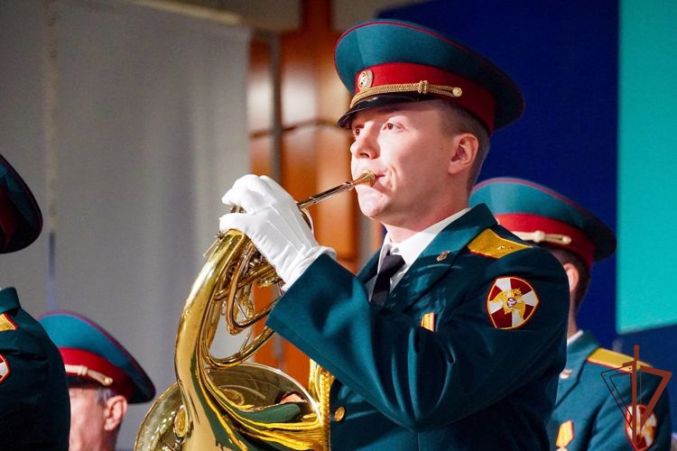 Военный оркестр Северо-Западного округа Росгвардии принял участие в фестивале «Мы - великая страна»