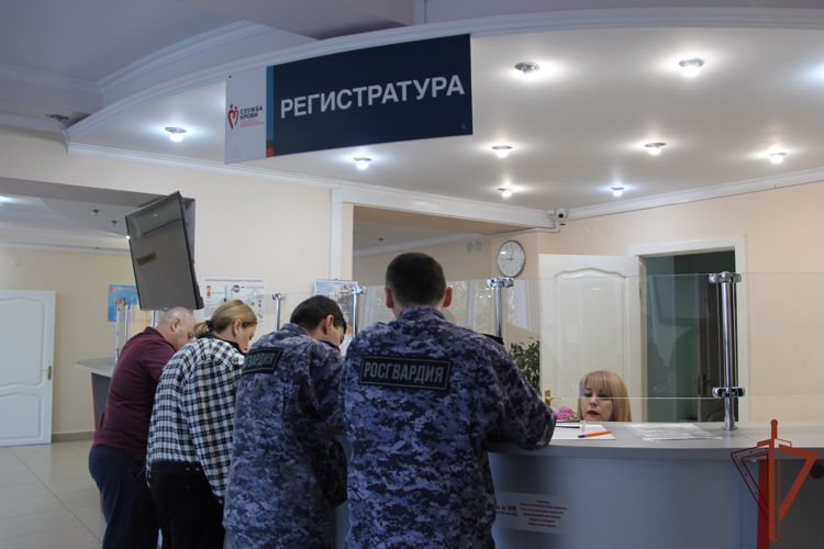 К донорской акции «От сердца к сердцу» присоединились росгвардейцы из Владикавказа