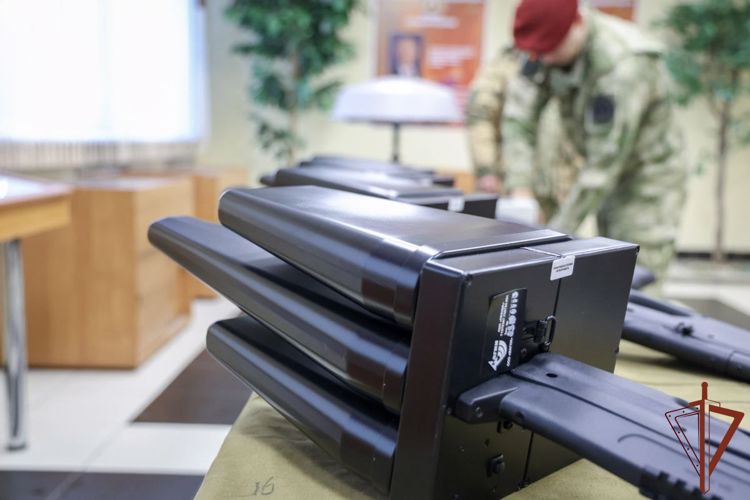 Глава региона передал новую технику в распоряжение Росгвардии в Архангельске