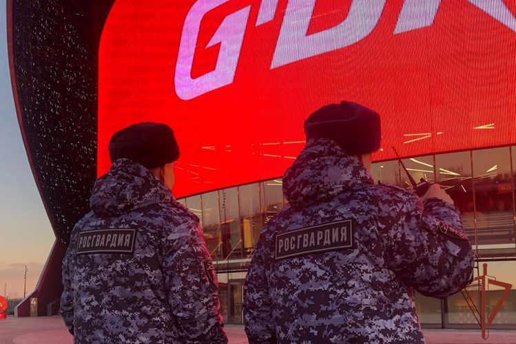 Сотрудники Росгвардии обеспечили безопасность матча КХЛ в Омске