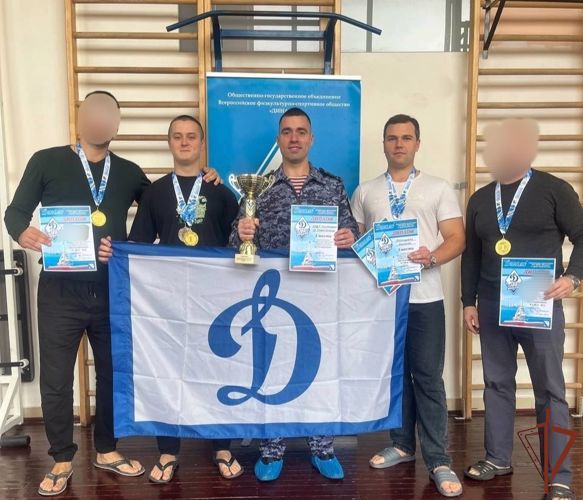 Спортсмены Росгвардии победили на чемпионате по плаванию в Севастополе