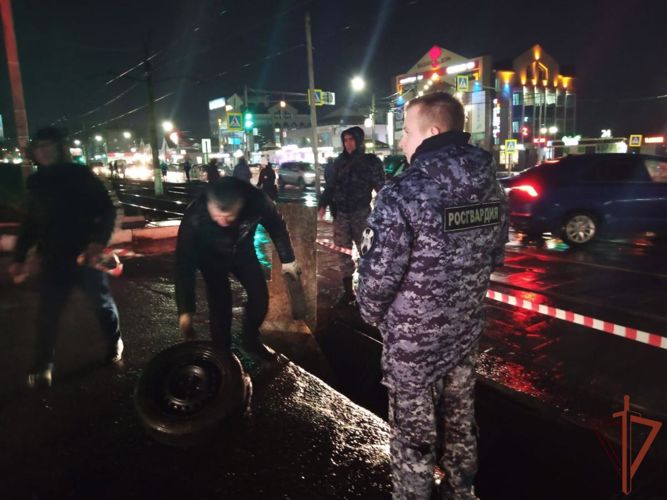 Росгвардейцы пришли на помощь оказавшимся в трудной ситуации водителям в Челябинской области