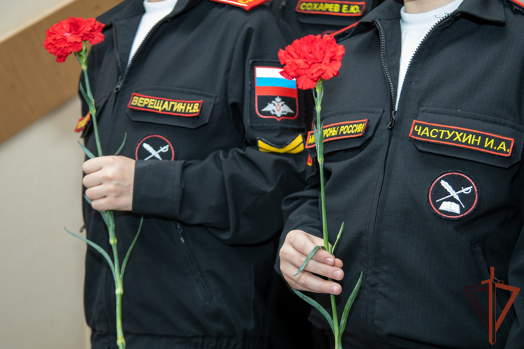 Память журналистов войск правопорядка почтили в Екатеринбурге (видео)