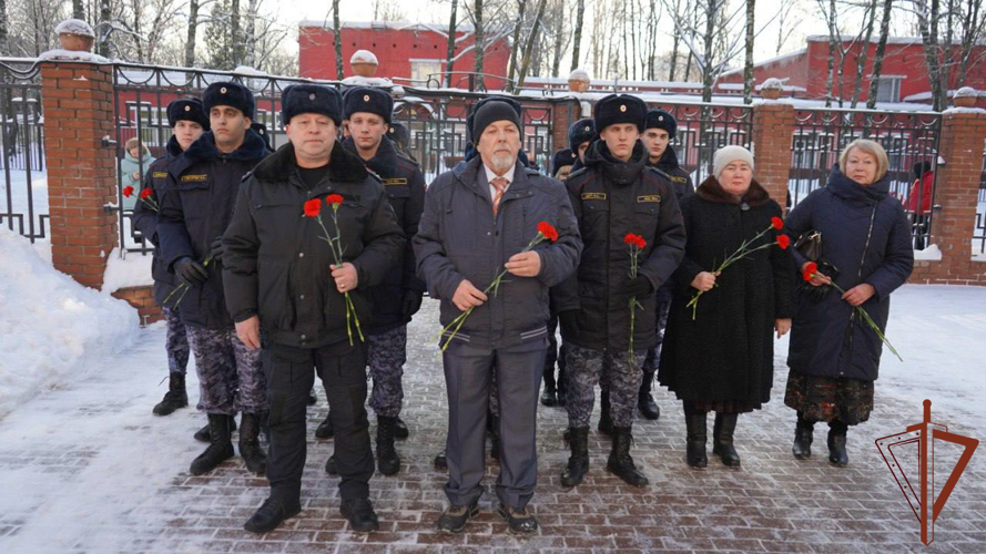 Память погибшего сотрудника ОМОН Росгвардии почтили в Подмосковье