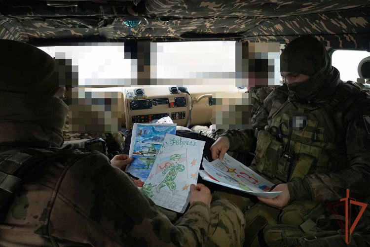 Патриотическая акция Росгвардии «Неделя мужества» проходит в Херсонской и Запорожской областях (видео)