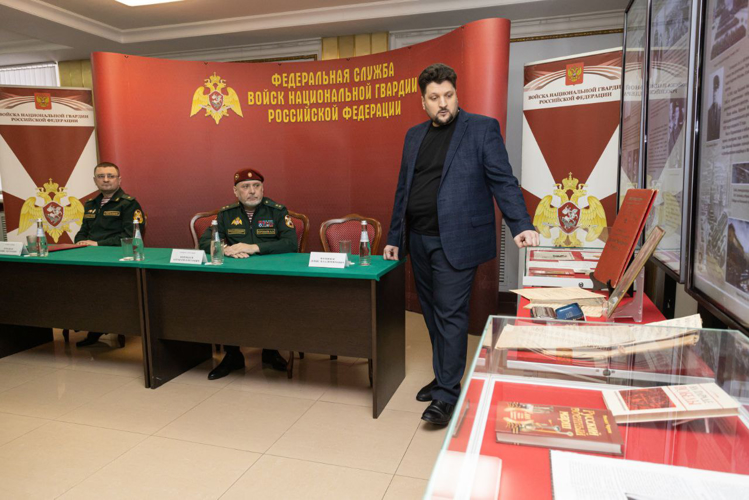 Генерал-лейтенант Алексей Воробьев принял участие в памятном мероприятии к 140-летию военного дирижера Василия Агапкина