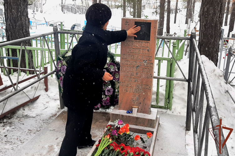 Память героически павших своих боевых товарищей почтили росгвардейцы на Урале