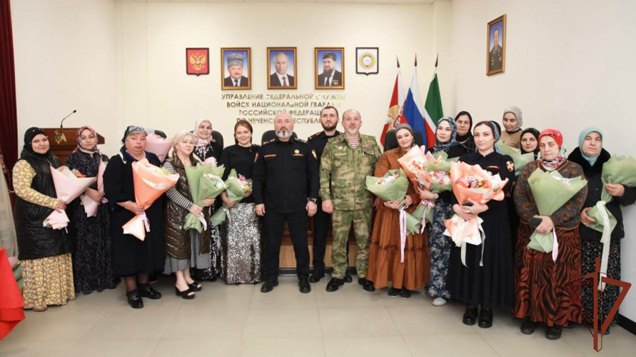 В Северо-Кавказском округе Росгвардии отметили Международный женский день