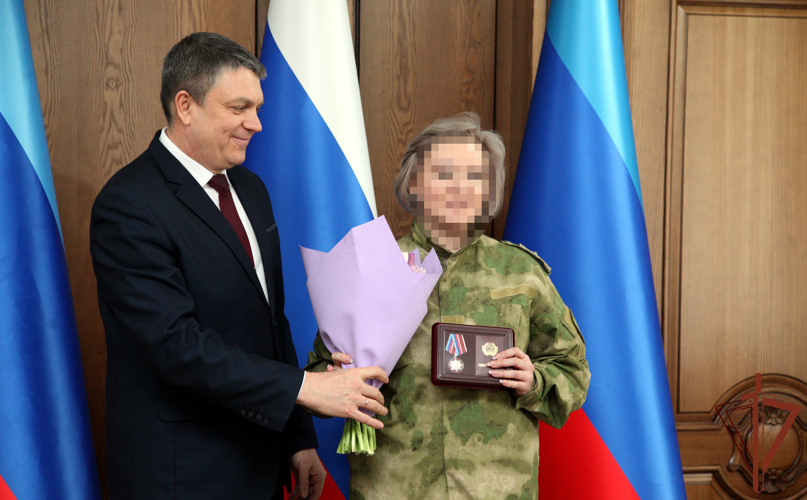 Росгвардейцы поздравили коллег – женщин с 8 марта в Южных регионах России