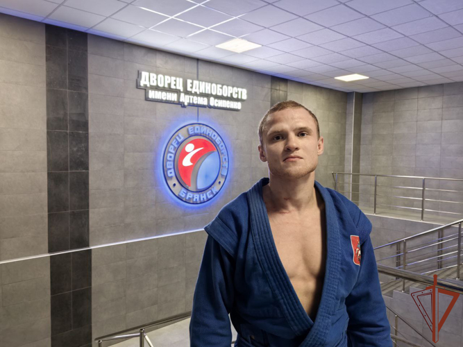 Росгвардейцы стали призерами Чемпионата России по самбо в Брянске