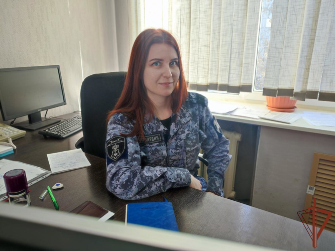 В преддверии 8 марта журналистам телеканала «Урал 1» девушки рассказали о своей службе в Росгвардии