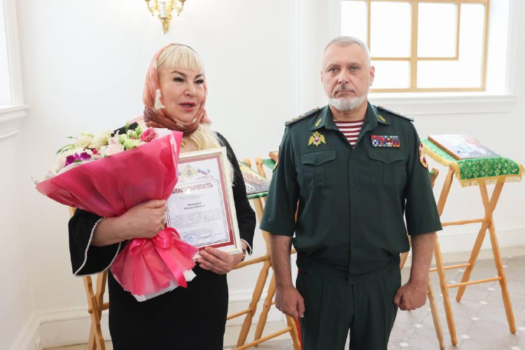Передача православных реликвий в Главный военный клинический госпиталь Росгвардии. Фотоальбом