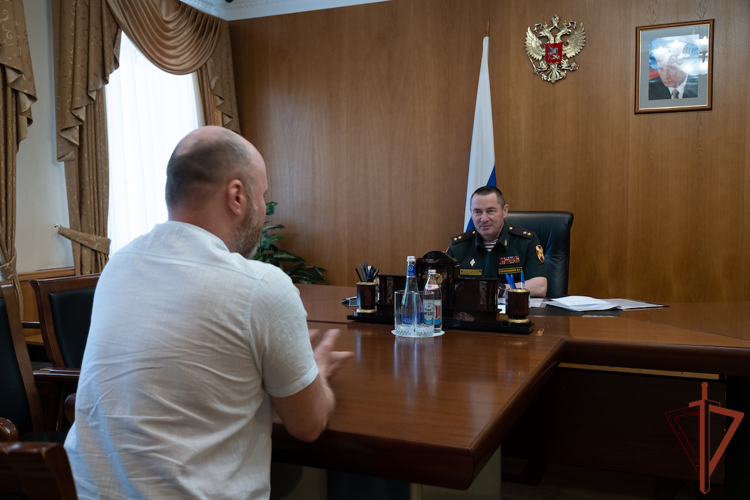 Командующий Уральским округом Росгвардии провел личный прием граждан