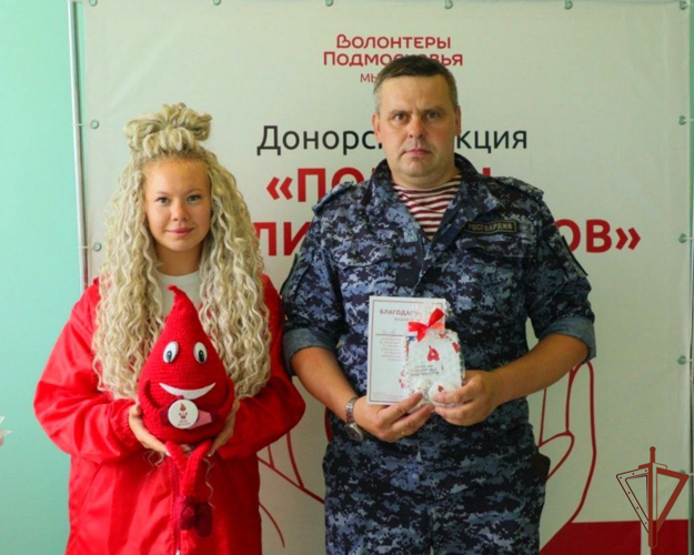 В Волоколамске сотрудники Росгвардии присоединились к добровольной донорской акции «Помощь без лишних слов»