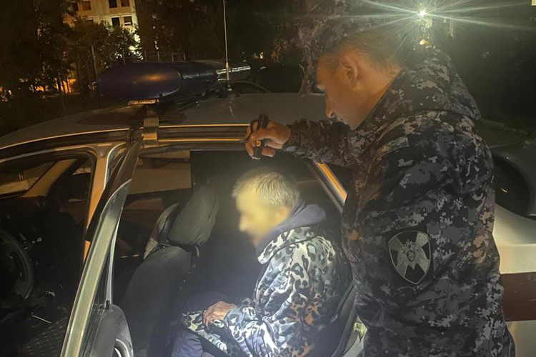 Росгвардейцы нашли и вернули родственникам двух страдающих потерей памяти пожилых жителей Омска