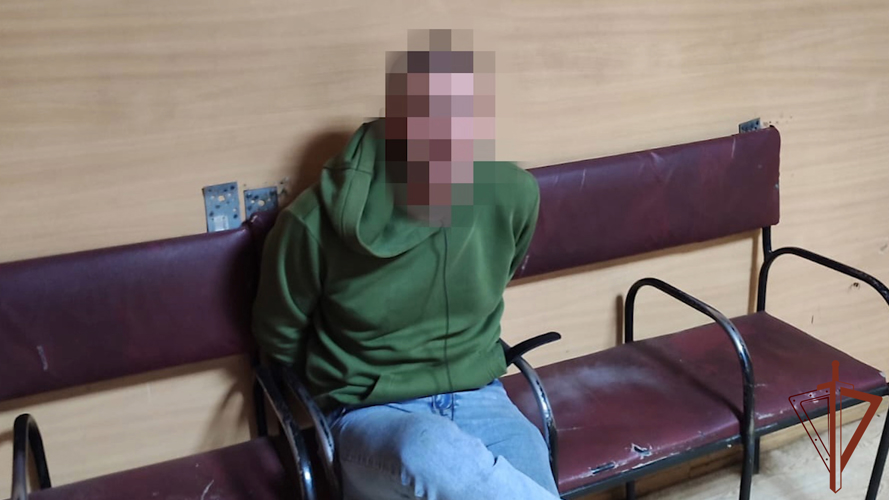 Росгвардейцы задержали подозреваемого в поджоге отделения банка в Пензе (видео)