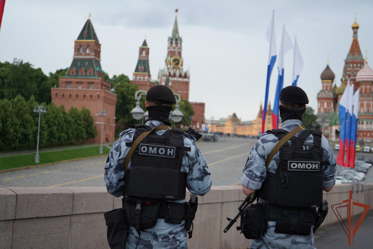 В День России Росгвардия обеспечила безопасность на праздничных мероприятиях в Москве