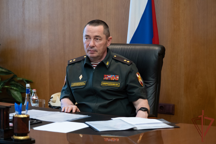 Командующий Уральским округом Росгвардии провел личный прием граждан