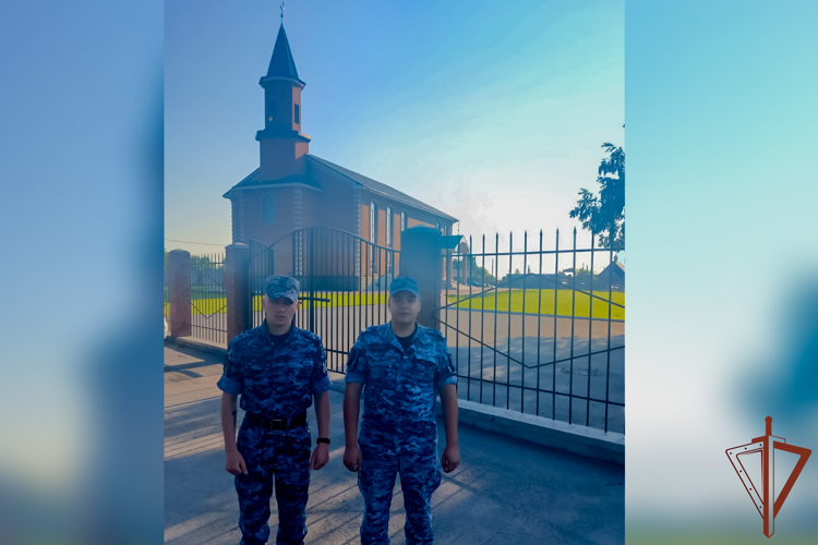Росгвардия обеспечила охрану правопорядка во время празднования Курбан-Байрам в Сибири