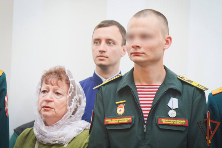В Санкт-Петербурге росгвардейцы почтили память Димитрия Донского