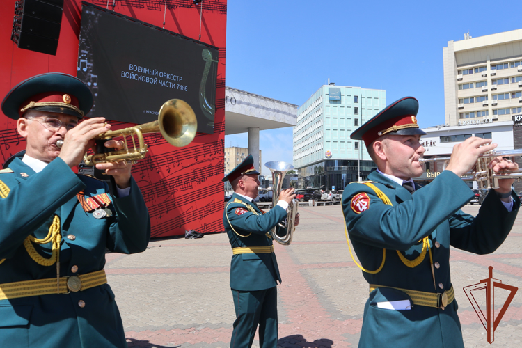 Фестиваль военных оркестров Сибирского округа Росгвардии прошел в Красноярске 
