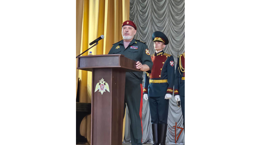 Заместитель директора Росгвардии генерал-полковник Алексей Воробьёв проверил ход формирования Академии Росгвардии в Санкт-Петербурге (видео)