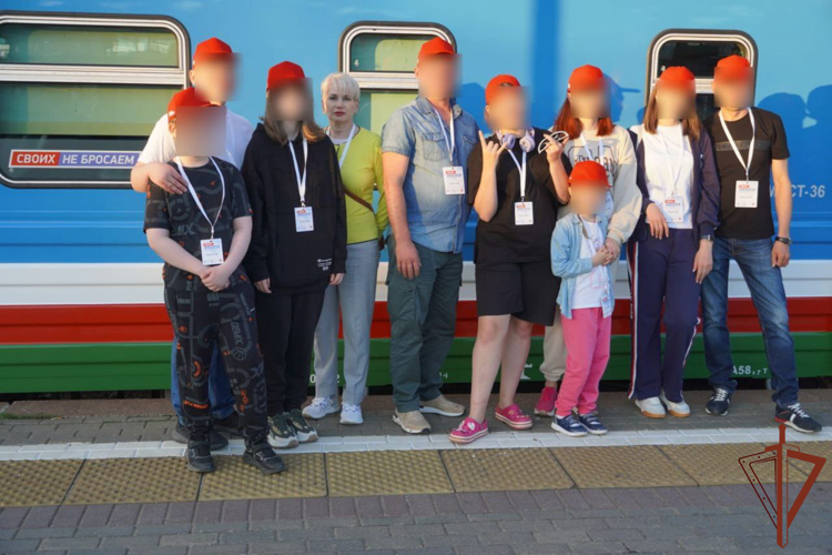 Семьи росгвардейцев — участников СВО  отправились в тур по городам России в рамках благотворительного проекта