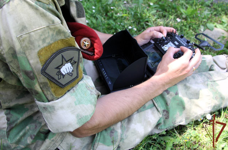 Специалисты по БПЛА и FPV-дронам Объединенной группировки войск (сил) завершили учебно-методические сборы на базе владикавказского соединения Росгвардии