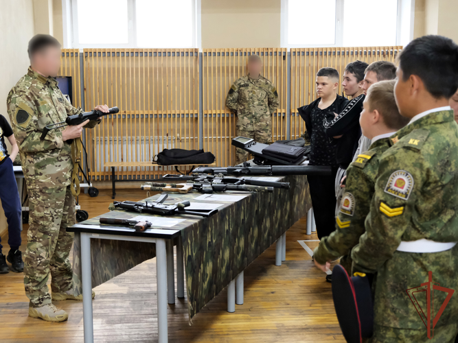 Росгвардейцы принимают участие во Всероссийской военно-патриотической игре «Зарница» в Сибири