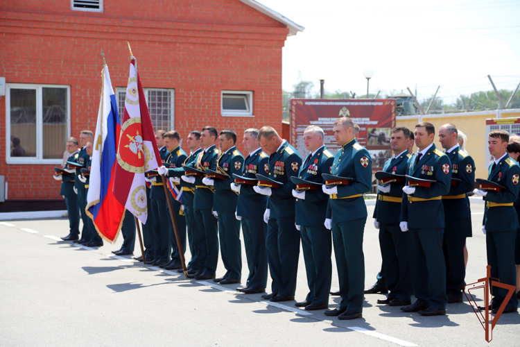 Памятник военнослужащим Росгвардии открыт в Назрани