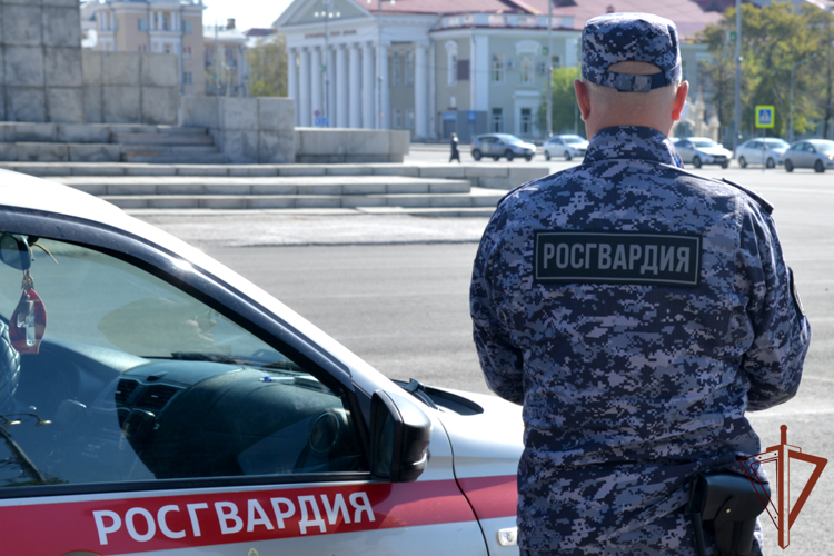 На вооружение Росгвардии в Зауралье поступили новые служебные автомобили
