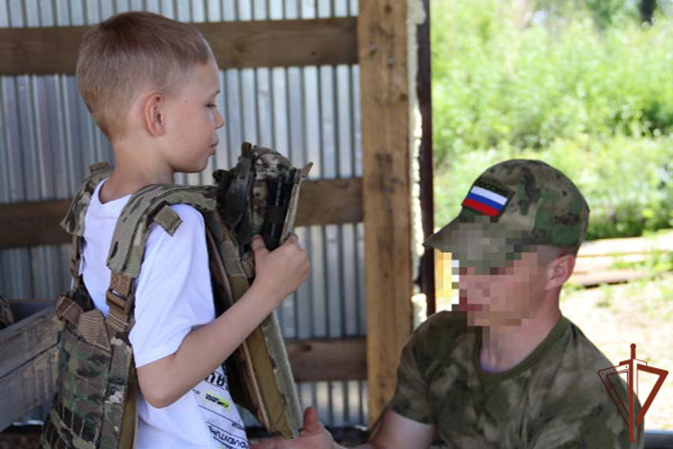 На Дальнем Востоке проходит всероссийская акция «Каникулы с Росгвардией» 