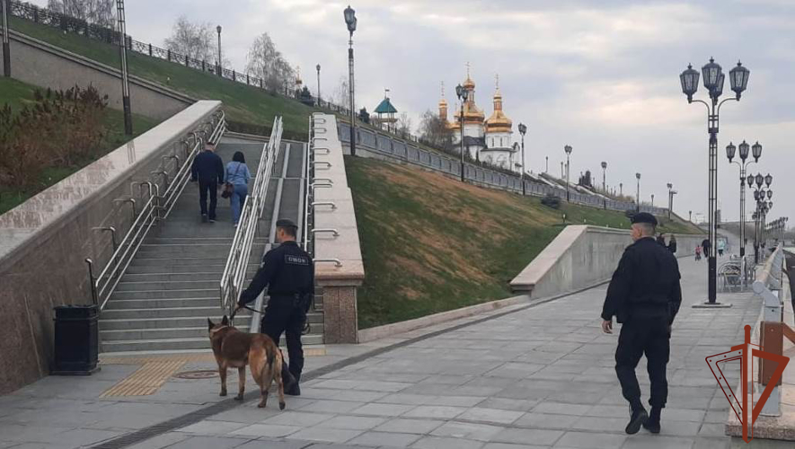 Росгвардия обеспечила безопасность Царского крестного хода на Урале