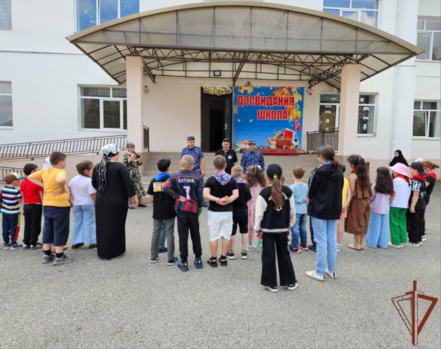 Мероприятия всероссийской акции «Каникулы с Росгвардией» продолжаются на Северном Кавказе