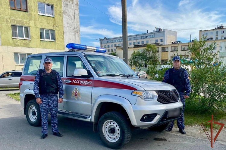 Росгвардейцы в Мурманской области оказали помощь мужчине, страдающему сахарным диабетом 