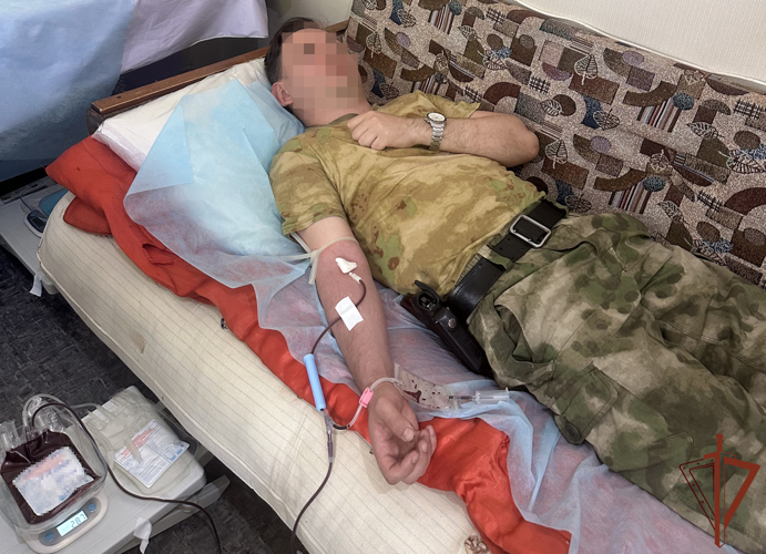 Росгвардейцы поддержали донорское движение в Запорожской области