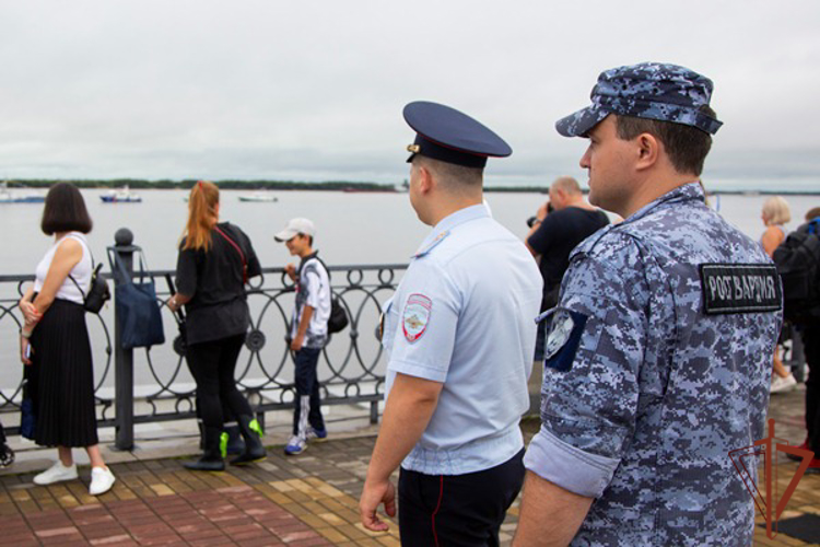 Моряки Росгвардии приняли участие в торжественных мероприятиях, посвященных Дню ВМФ России 